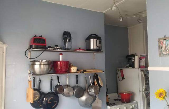 455 North Genesee Avenue