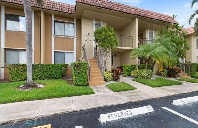 321 Lakeview Dr