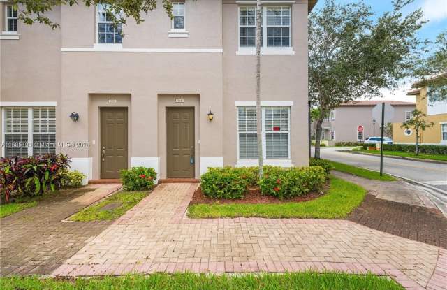 604 SW 147th Ave - 604 Southwest 147th Avenue, Pembroke Pines, FL 33027