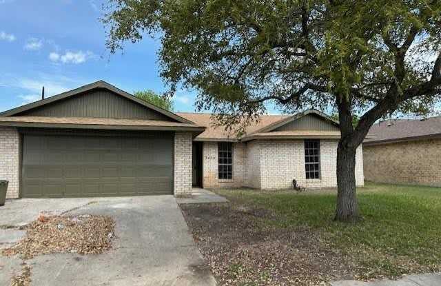 3406 Crestoak Dr - 3406 Crestoak Drive, Corpus Christi, TX 78415