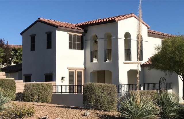920 Contadero Place