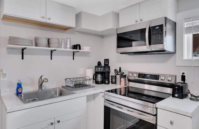 355 East 400 North - 2