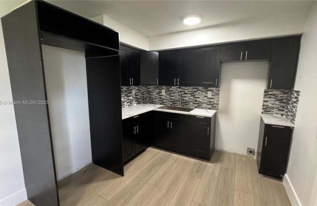 11434 NW 22nd Ave # 11434