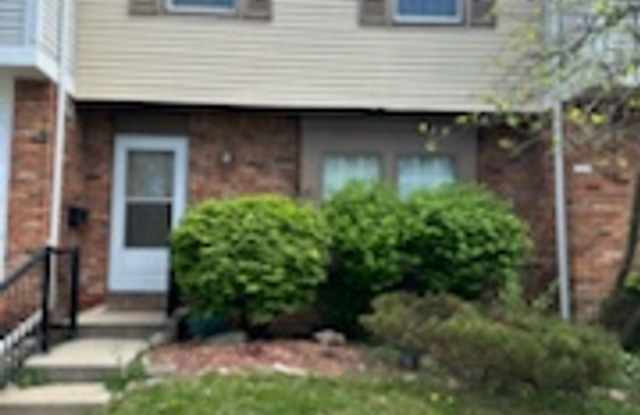 Spacious 3 Bedroom 2 Bath Condo Located in Perrysburg Ohio photos photos