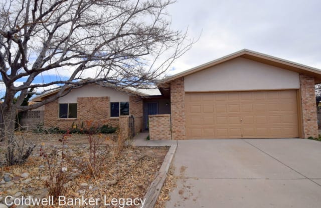 8800 Peony Ct NE - 8800 Peony Court, Albuquerque, NM 87113