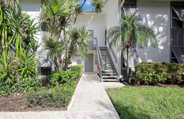 1166 W PEPPERTREE DRIVE - 1166 West Peppertree Drive, Siesta Key, FL 34242