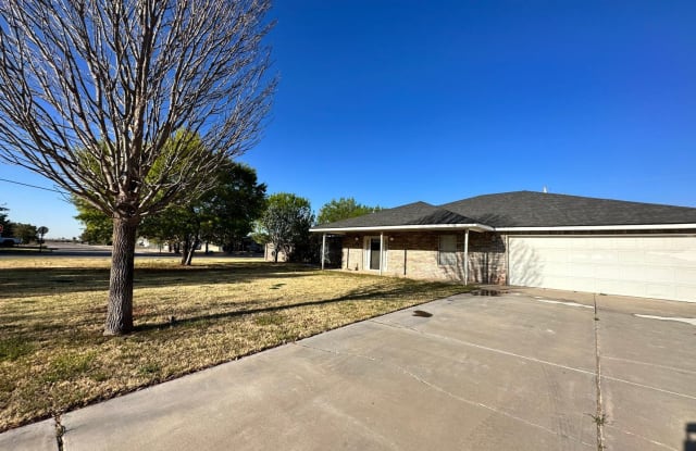 4815 Adobe Dr. - 4815 Adobe Drive, Carlsbad, NM 88220