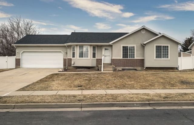 331 East 1100 North - 331 East 1100 North, Layton, UT 84041