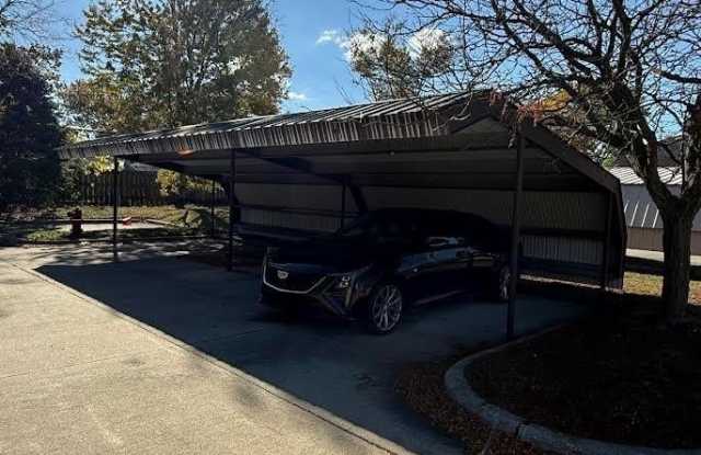 18530 E 14 Mile - B5 Lower