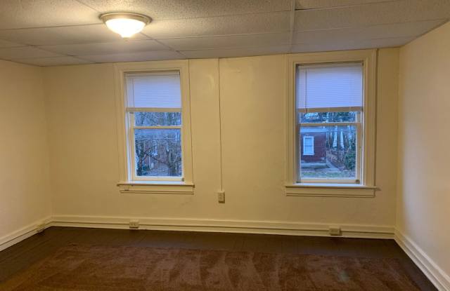 Available Now! 2-3 Bedroom 1 Bath House-York City SD