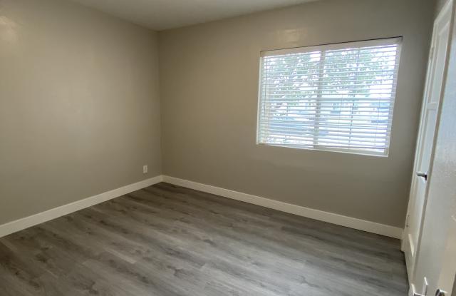 Photo of 11145 Crestbrook St