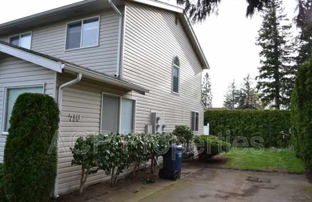 Photo of 710 Drayton St.