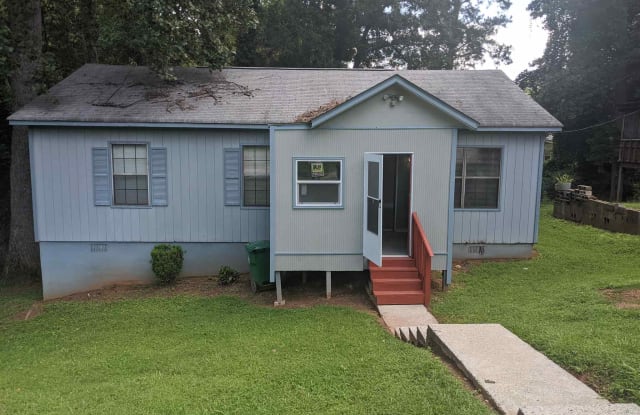 305 Creighton Ave - 305 Creighton Avenue, Scottdale, GA 30079