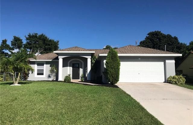 813 SW 9th AVE - 813 Southwest 9th Avenue, Cape Coral, FL 33991