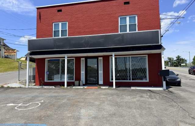 104 S Eisenhower