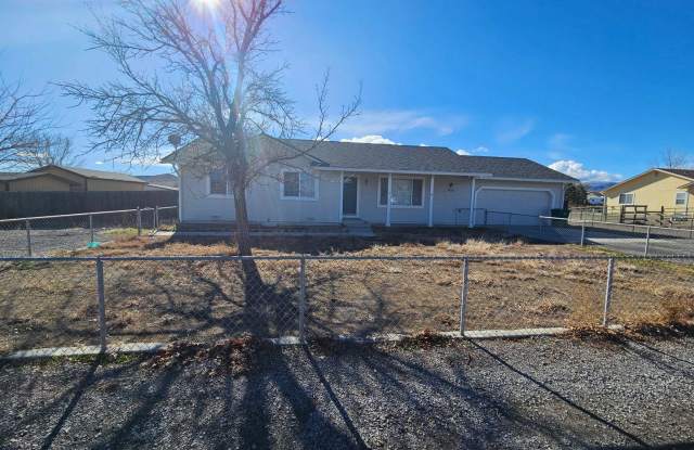 419 Crimson Way - 419 Crimson Road, Fernley, NV 89408