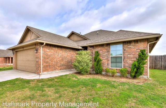 613 Kings Manor - 613 Kings Mnr, Moore, OK 73160