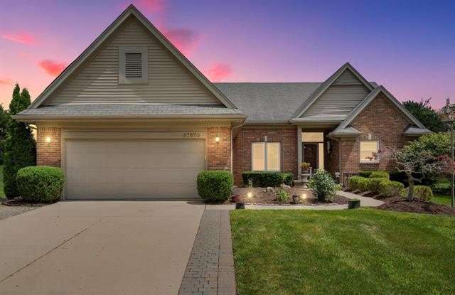 Photo of 37670 KINGSBURN Drive