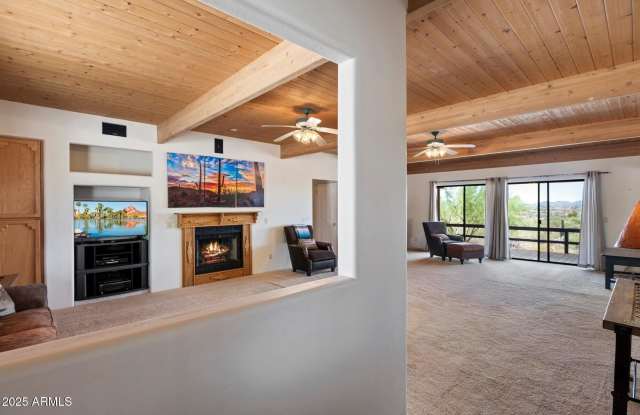 2230 N VULTURE MINE Road