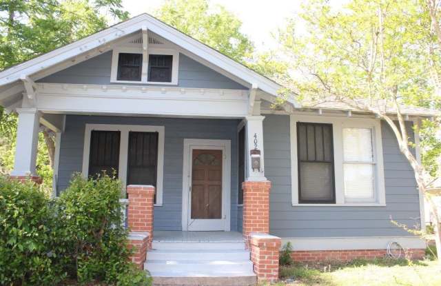 402 West Alamo Street