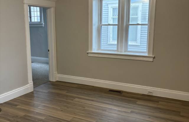 Photo of 117 Stone St Apt A