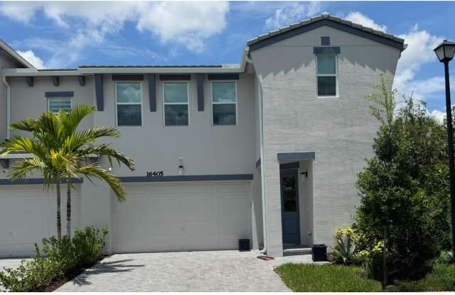 Photo of 16405 Capilano Court