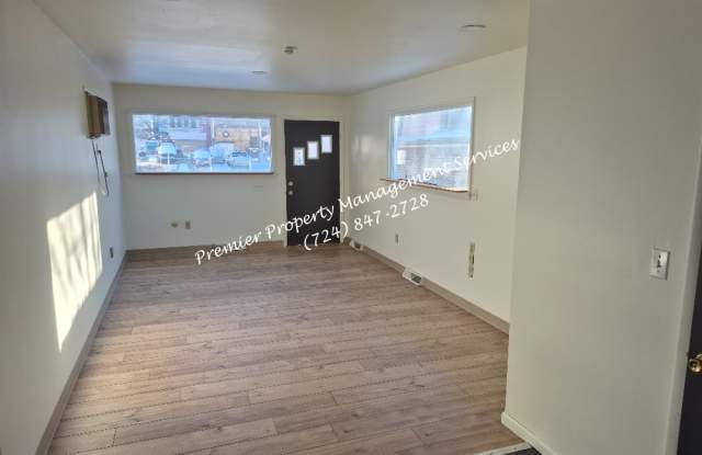 451 Maplewood Avenue (Ambridge)