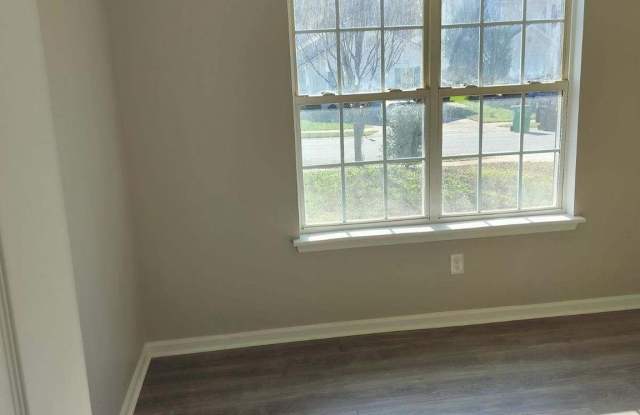 5721 Fairchase Avenue