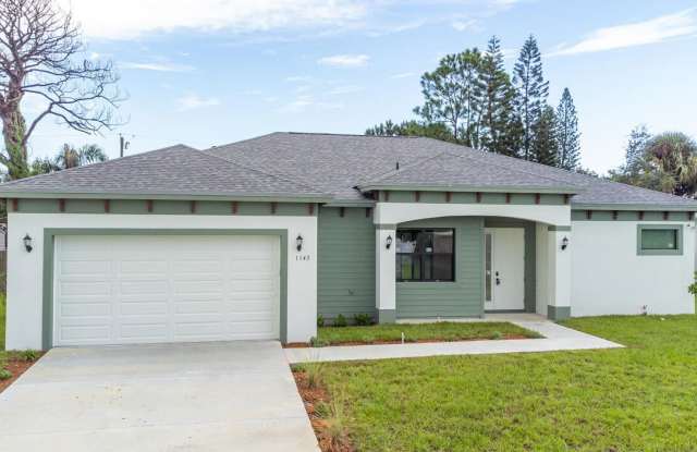 1143 Southwest Estaugh Avenue