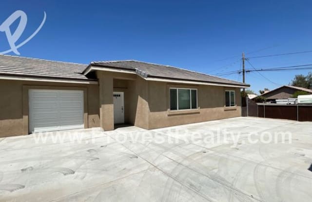 16472 Smoke Tree Street - 16472 Smoke Tree Street, Hesperia, CA 92345