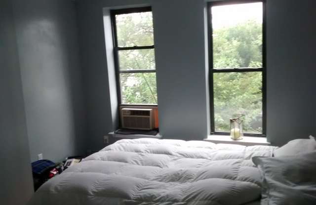 205 Knickerbocker Avenue