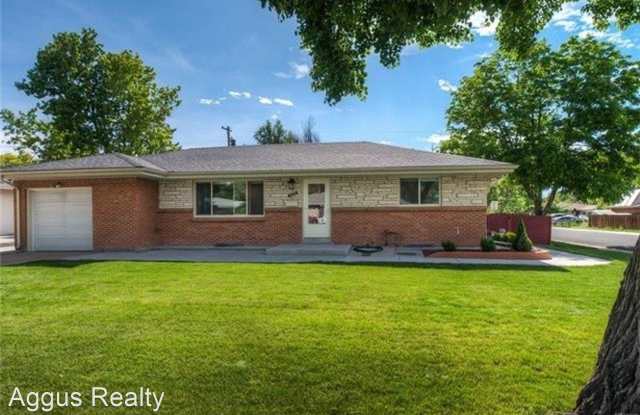 479 Kingston St. - 479 Kingston Street, Aurora, CO 80010