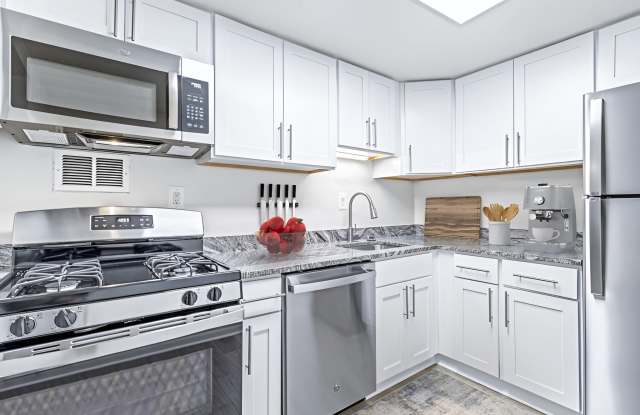 Congressional Towers