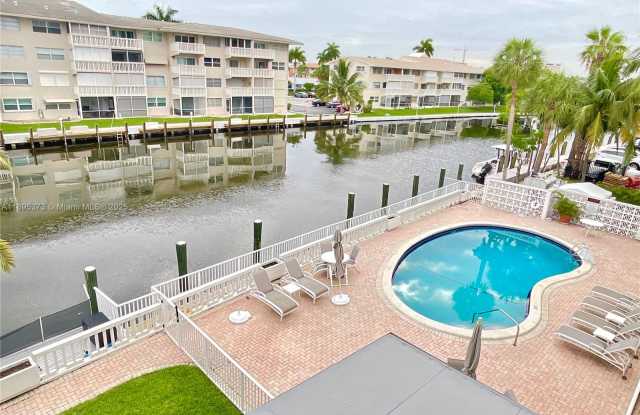 Photo of 419 Golden Isles Dr