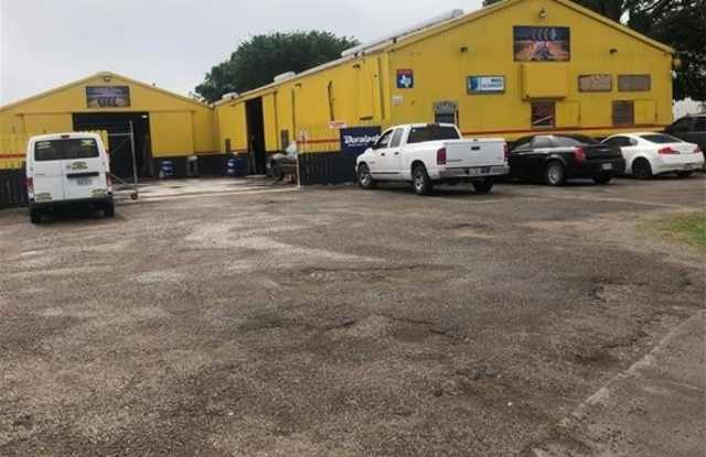 2728 S Port Ave - 2728 South Port Avenue, Corpus Christi, TX 78405