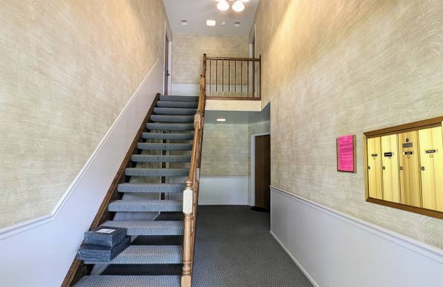 1127 Auburn Lane - 1