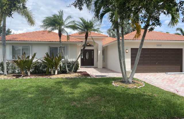 16919 Crestview Ln - 16919 Crestview Lane, Weston, FL 33326