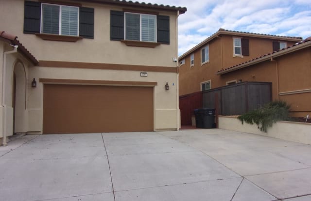 5287 Finkas Lane Fairfield, CA  95688-1556 - 5287 Finkas Lane, Fairfield, CA 94533