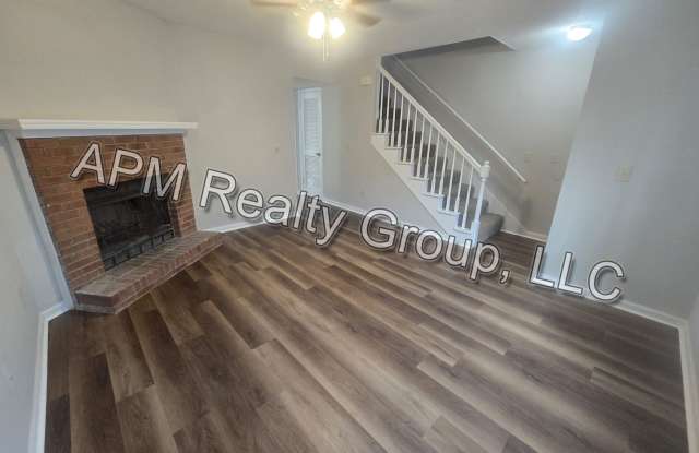 Photo of Updated Harbison Townhouse