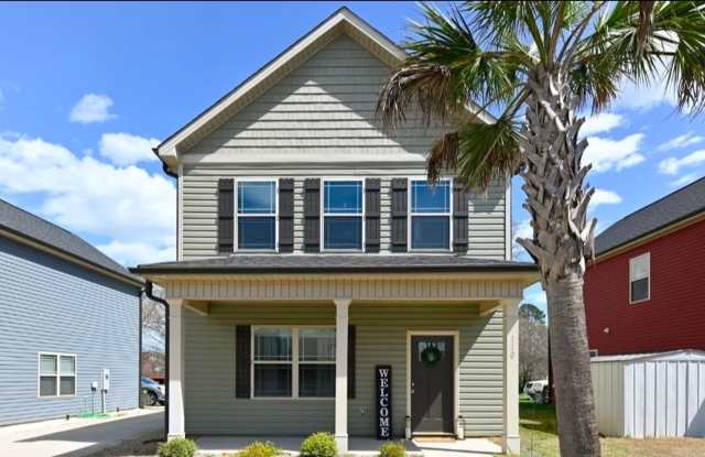 NEW UPDATED PRICE! Charming Home for Rent in Easley- Convenient Location