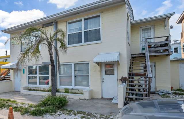 1/1 on Treasure Island Beach, Steps to the Gulf! photos photos