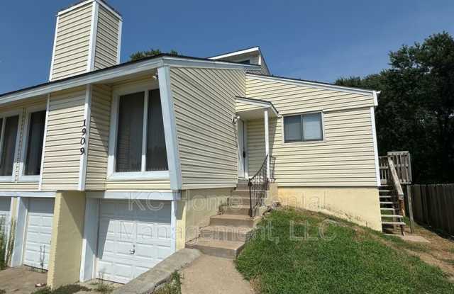 1909 N. 75th Terrace