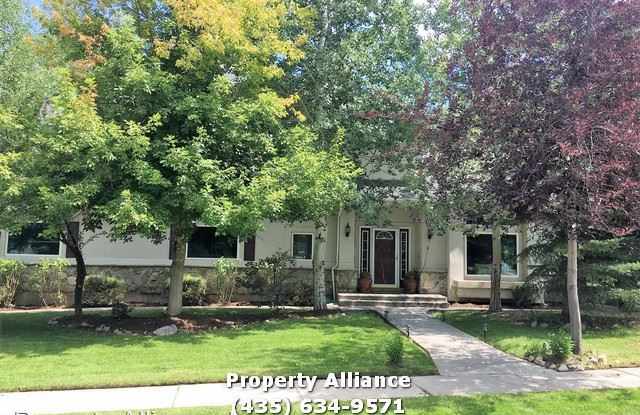1474 Rio Grande Road