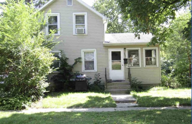 843 Oak Street - 843 Oak Street, Beloit, WI 53511