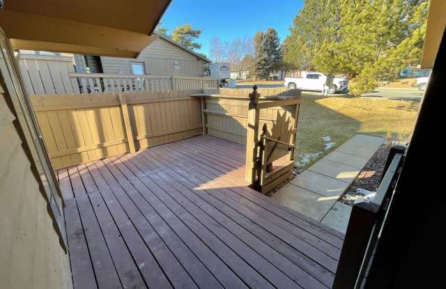 Spacious Condo in West Billings with a tennis court, basketball court  pool!