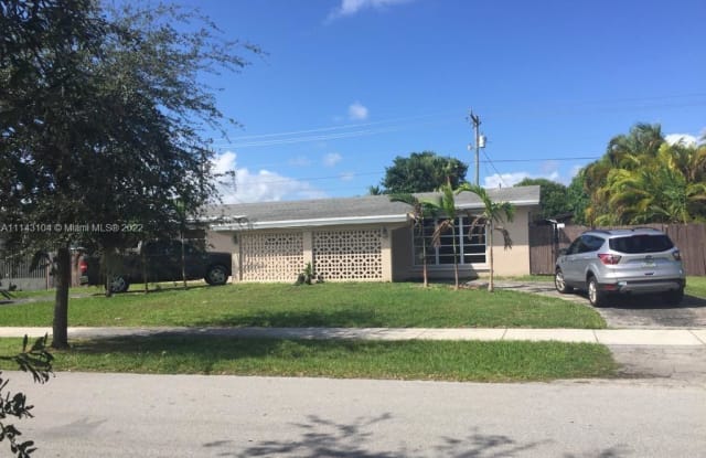 19920 SW 88th Pl - 19920 SW 88th Pl, Cutler Bay, FL 33157