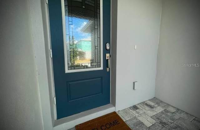 832 DRIVING RANGE COURT