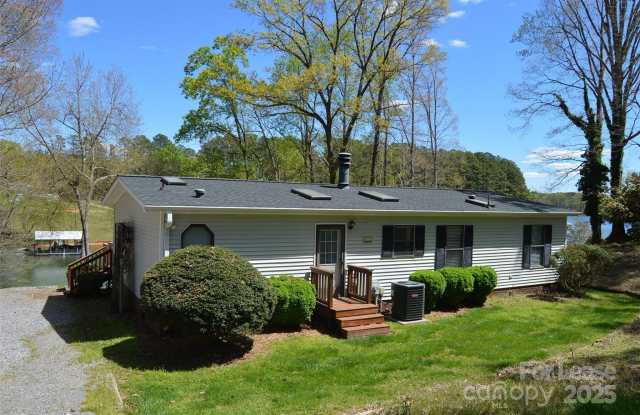 Photo of 125 Broadview Circle