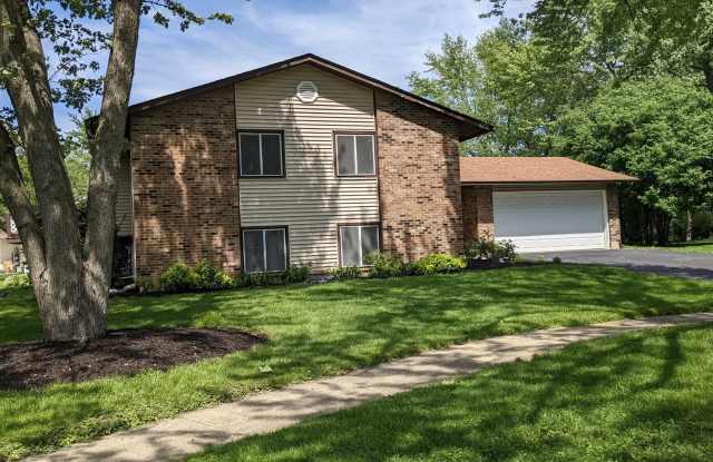 6935 Glenn Court