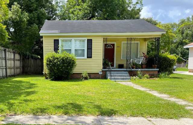 2561 Woodruff Street